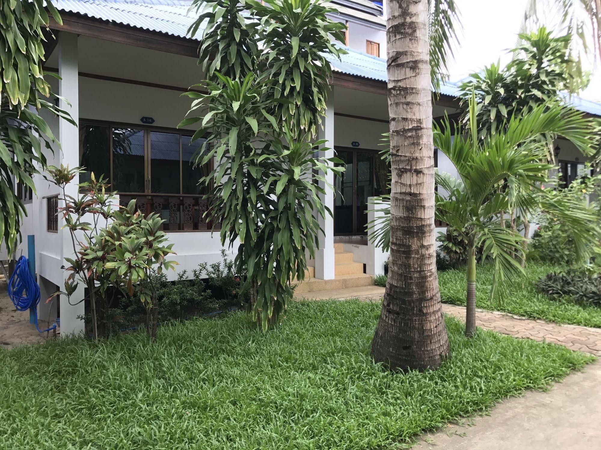 Marina Beach Resort - Sha Extra Plus Lamai Beach  Exterior foto